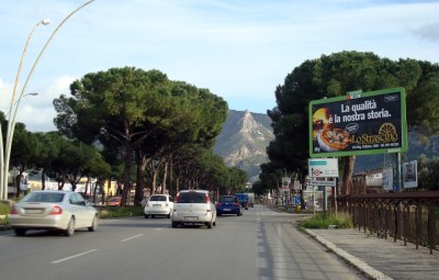 affissioni pubblicitarie